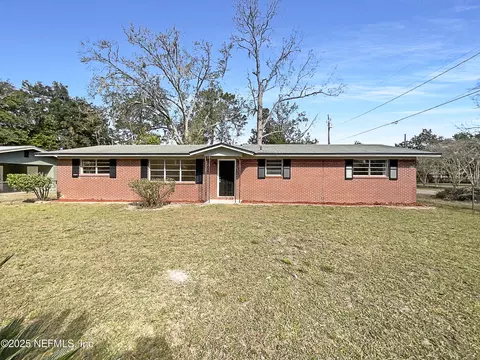 219 Ivy St, Macclenny, FL 32063