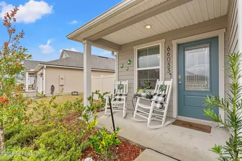 66033 Edgewater Dr, Yulee, FL 32097