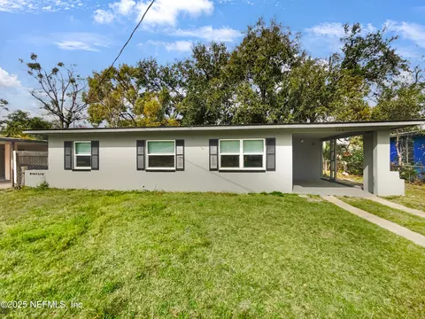 135 W 44th St, Jacksonville, FL 32208