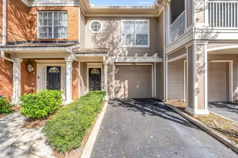 10901 Burnt Mill Rd #307, Jacksonville, FL 32256