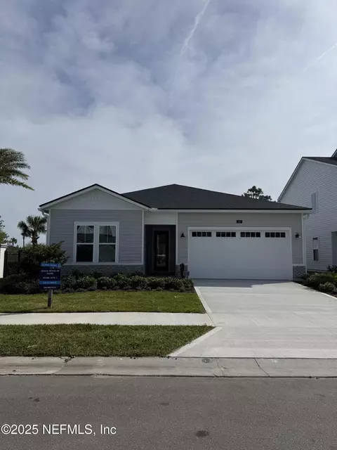 33 Mahogany Way, Palm Coast, FL 32164