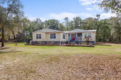 917 County Road 315, Melrose, FL 32666