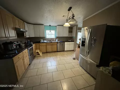 5990 Centerwood Ave, Jacksonville, FL 32234