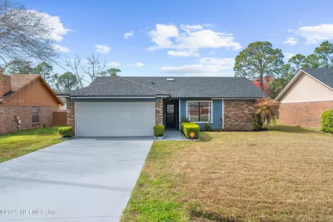 11792 Biscayne Blvd, Jacksonville, FL 32218