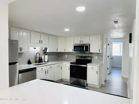 8880 S Old Kings Rd #5, Jacksonville, FL 32257