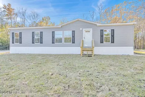 13876 Fair Pine Ln, Jacksonville, FL 32218