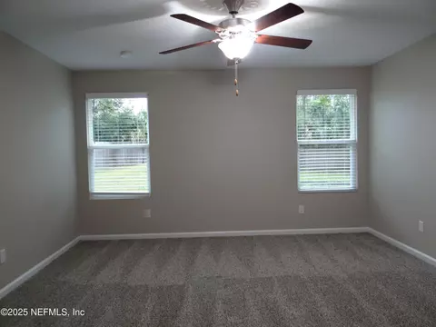 9963 Leahy Rd, Jacksonville, FL 32246