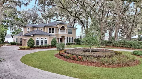 1383 Wentworth Ave, Saint Johns, FL 32259