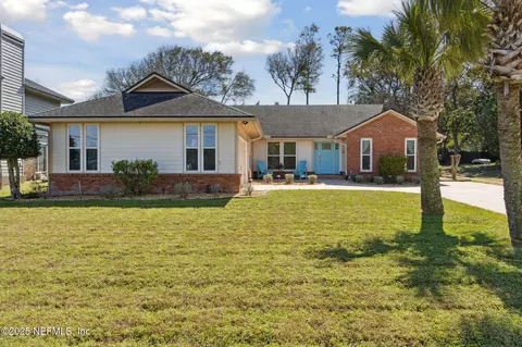 2210 Atlantic Ave, Fernandina Beach, FL 32034