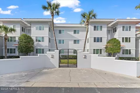 201 10th Ave N #206N, Jacksonville Beach, FL 32250
