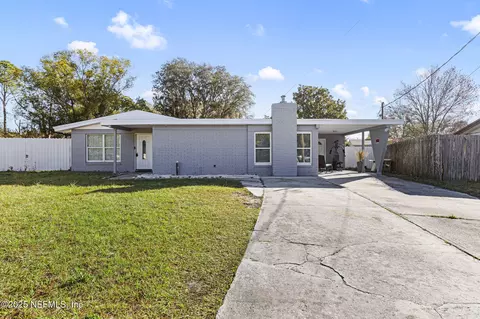 2825 Tulip Cir E, Jacksonville, FL 32246
