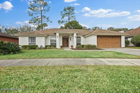 2858 Sans Pareil St, Jacksonville, FL 32246
