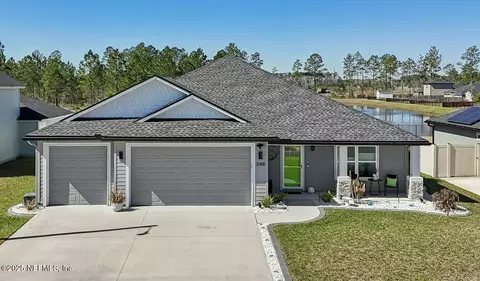 3148 Valiant Ct, Green Cove Springs, FL 32043