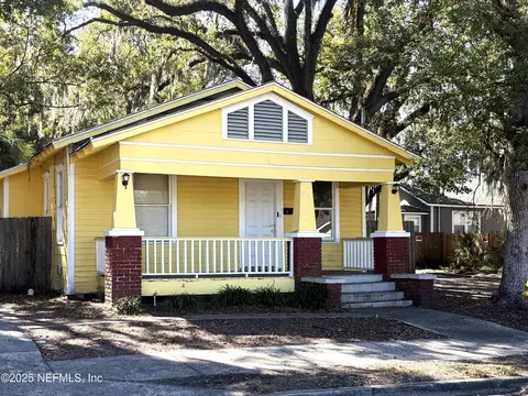 82 27th St W, Jacksonville, FL 32206