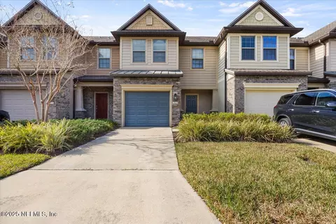7023 Buroak Ct, Jacksonville, FL 32258