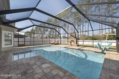 599 Bent Creek Dr, Saint Johns, FL 32259