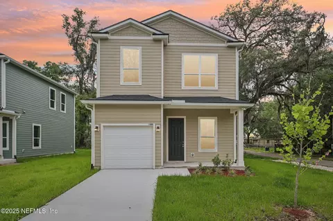 11094 Pine St, Jacksonville, FL 32218