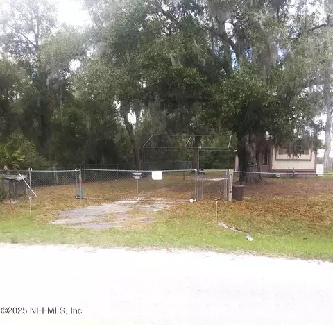 773 San Mateo Rd, Satsuma, FL 32189