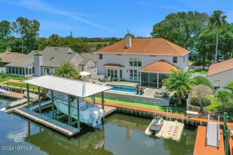 4354 Seabreeze Dr, Jacksonville, FL 32250