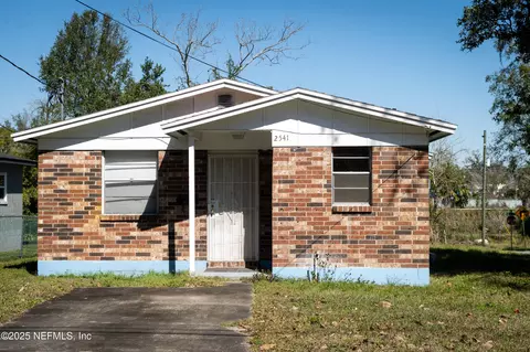 2541 Summit St, Jacksonville, FL 32204