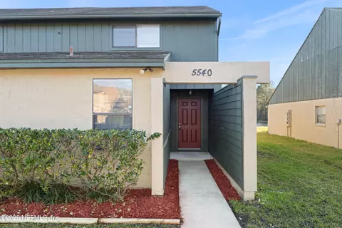 5540 Greatpine Ln S, Jacksonville, FL 32244