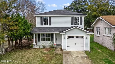 5139 Birkenhead Rd, Jacksonville, FL 32210