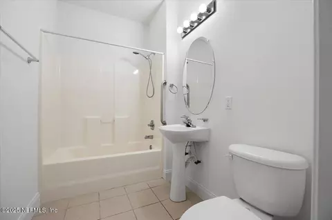Bath - 155 Legendary Dr #104, Saint Augustine, FL 32092 photo 3 of 3
