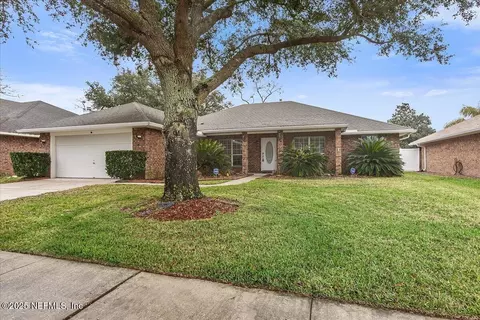 3257 Silverado Cir, Green Cove Springs, FL 32043