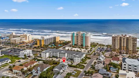 121 13th Ave N, Jacksonville Beach, FL 32250