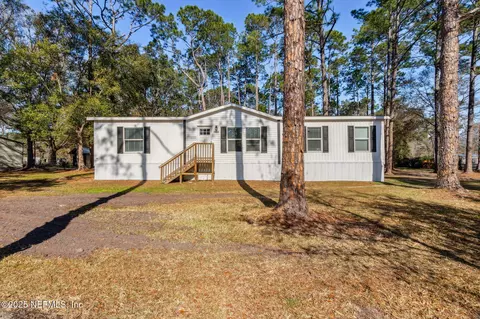 54417 Point South Dr, Callahan, FL 32011