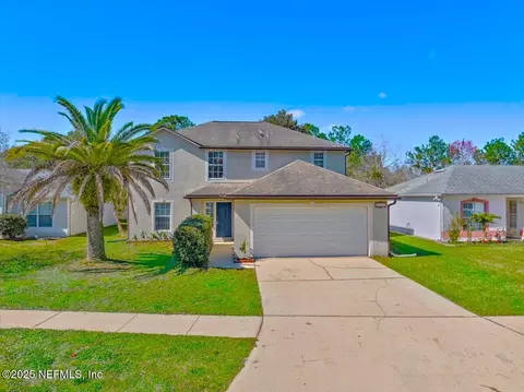 2710 Lantana Lakes Dr E, Jacksonville, FL 32246