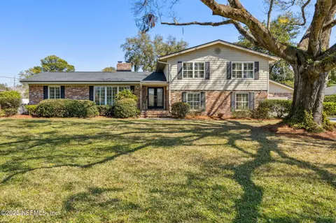 4829 Ortega Forest Dr, Jacksonville, FL 32210