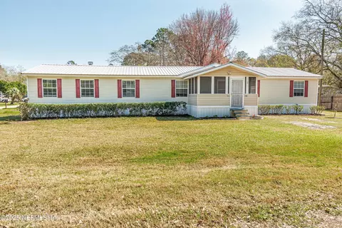 720 Eagle Dr, Macclenny, FL 32063