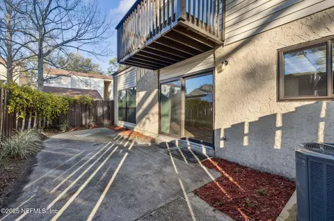 5400 La Moya Ave #24, Jacksonville, FL 32210