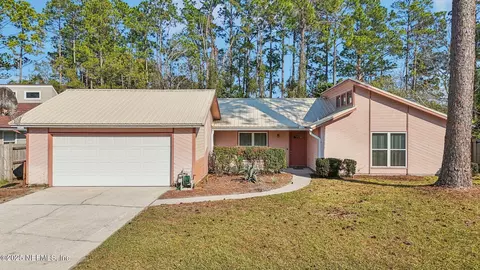 9743 Viceroy Dr, Jacksonville, FL 32257