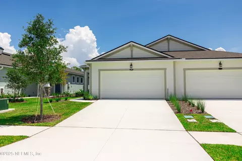 479 Juniper Hills Dr, Saint Johns, FL 32259