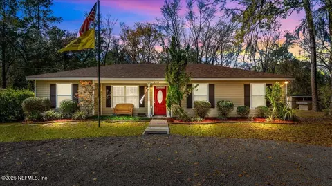8302 Ivey Hodges Rd, Macclenny, FL 32063