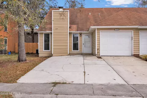 11663 Ft Caroline Lakes Dr, Jacksonville, FL 32225