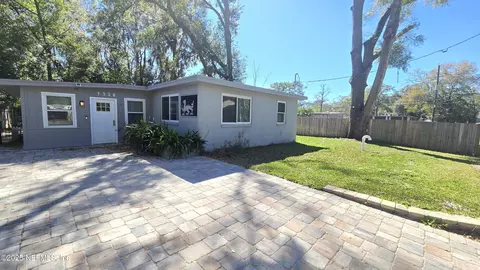 7520 Free Ave, Jacksonville, FL 32211