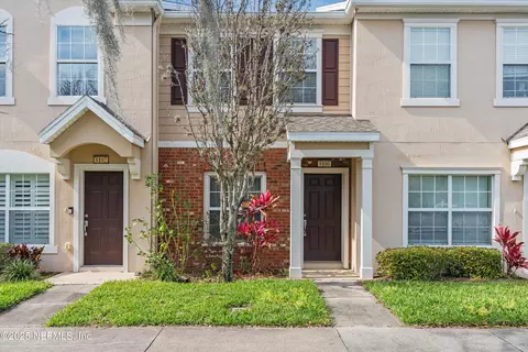 8100 Summer Palm Ct, Jacksonville, FL 32256
