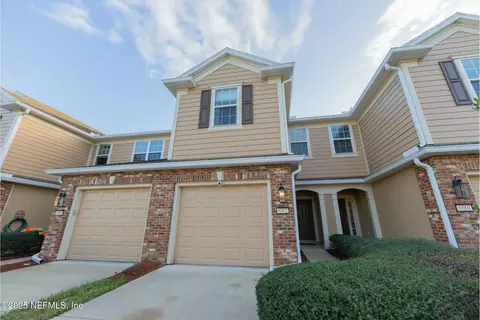 6862 Roundleaf Dr, Jacksonville, FL 32258