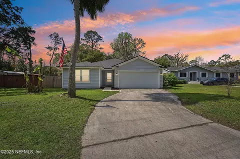 411 N Cypress Ave, Green Cove Springs, FL 32043