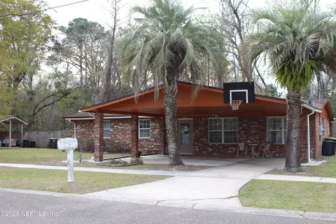 4741 Lincrest Dr N, Jacksonville, FL 32208