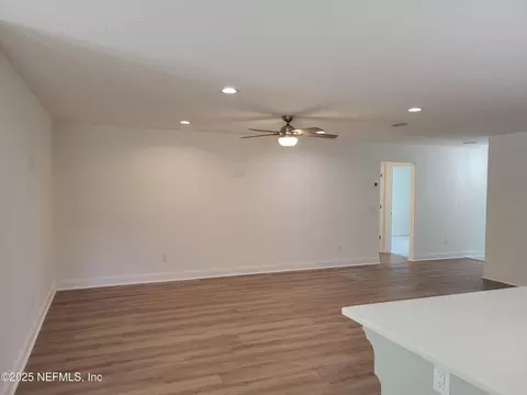 Living - 54356 Jamie Dr, Callahan, FL 32011 photo 4 of 4