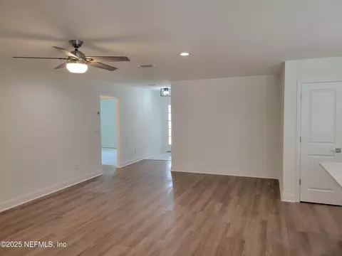 Living - 54356 Jamie Dr, Callahan, FL 32011 photo 1 of 4