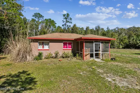 616 Palmetto St, Welaka, FL 32193