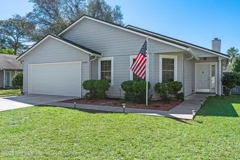 12438 Safeshelter Dr S, Jacksonville, FL 32225