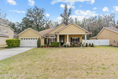 764 Reflection Cove Rd E, Jacksonville, FL 32218