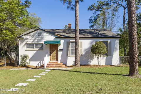 2115 Kingswood Rd, Jacksonville, FL 32207