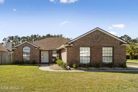 1660 Hawkins Cove Dr W, Jacksonville, FL 32246